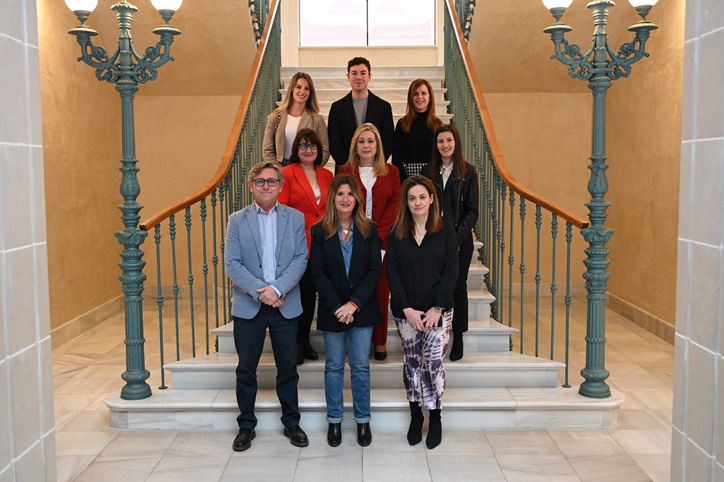 Imagen de Seis auxiliares administrativos toman posesión como funcionarios de carrera del Ayuntamiento de Linares
