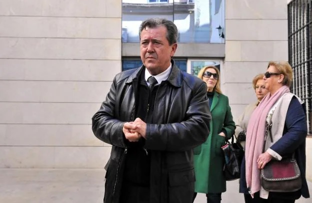 Confirmada la Condena al Exalcalde de Linares Juan Fernández por Malversación: 3 Años de Prisión