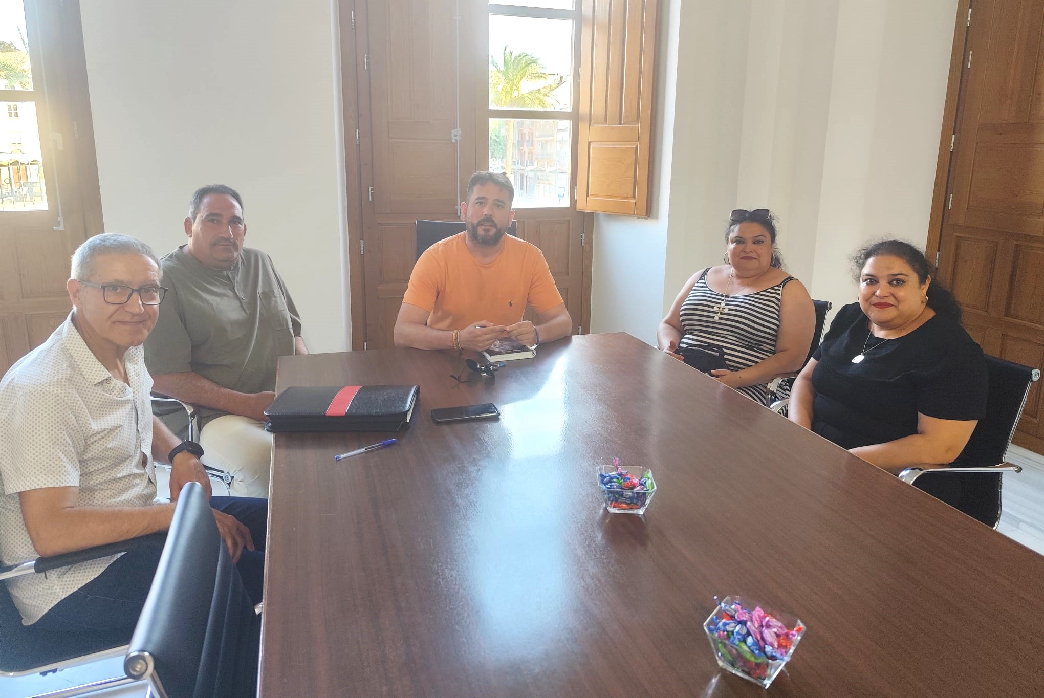 Imagen de Mercadillos Extraordinarios de 15 Horas en Linares! El Paseo de Linarejos se Ilumina en Verano