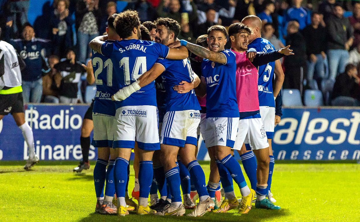 Imagen de Linares Deportivo apuesta por talento y proyección con las incorporaciones de David Vázquez y Hugo Aranda