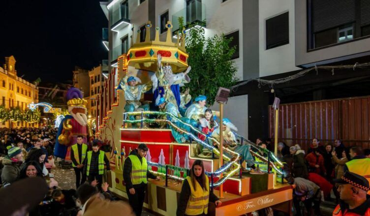 Imagen de El Ayuntamiento de Linares abre el plazo para los sorteos de los Reyes Magos y la cesión de carrozas para la Cabalgata 2026
