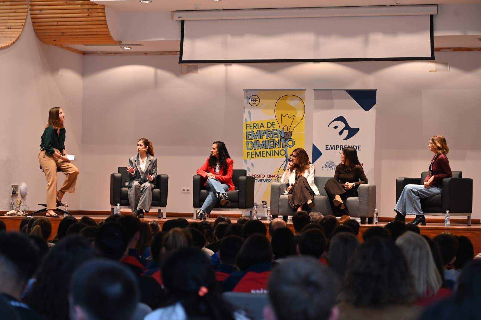 Imagen de El Pósito acoge la III Feria de Emprendimiento Femenino en Linares