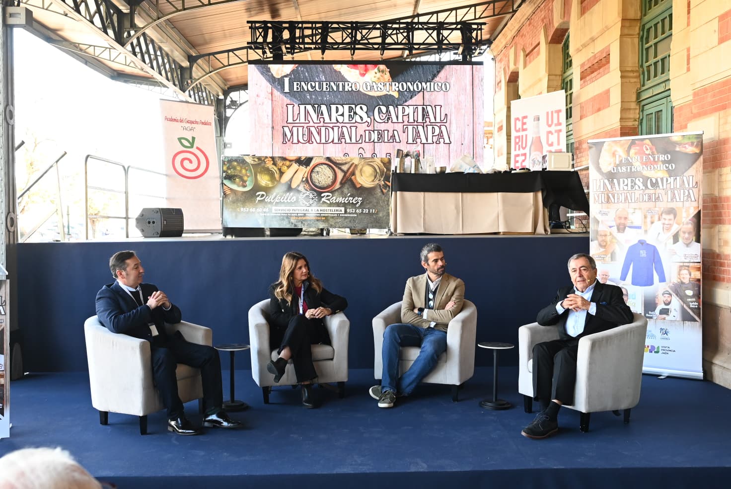 Imagen de La alcaldesa destaca el potencial gastronómico de la ciudad y la labor del sector hostelero en el I Encuentro ‘Linares, Capital Mundial de la Tapa’