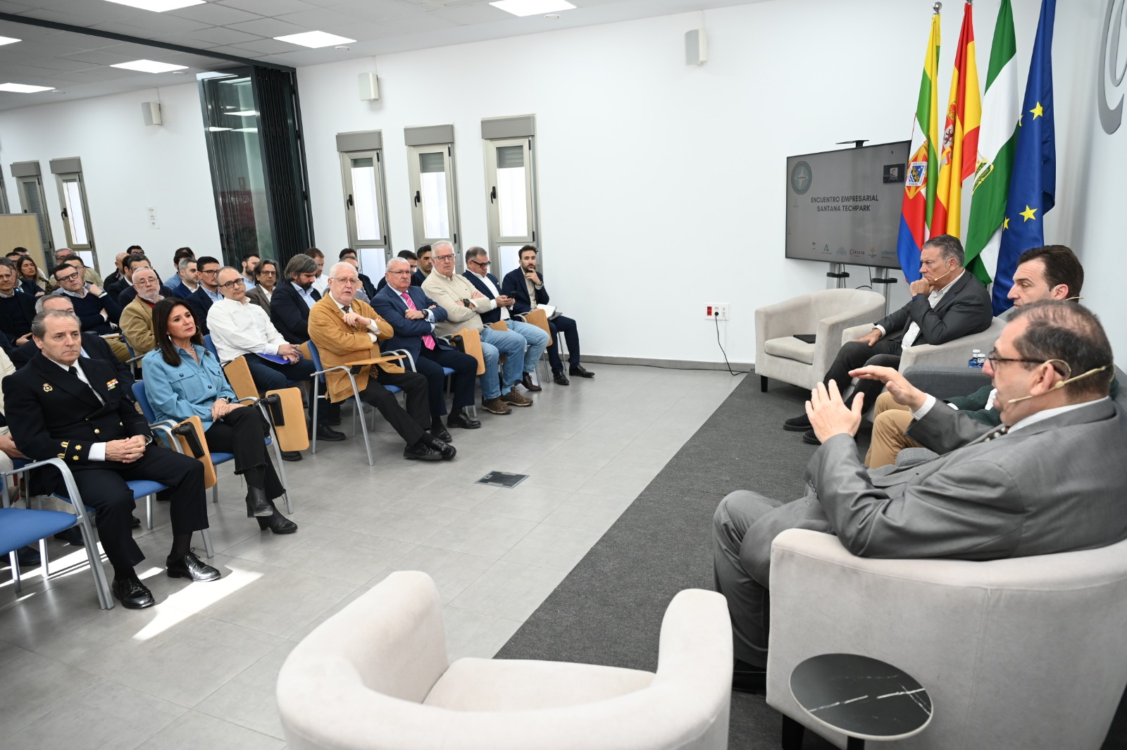 Imagen de Linares impulsa su tejido industrial con el Encuentro Empresarial “Santana Tech Park”