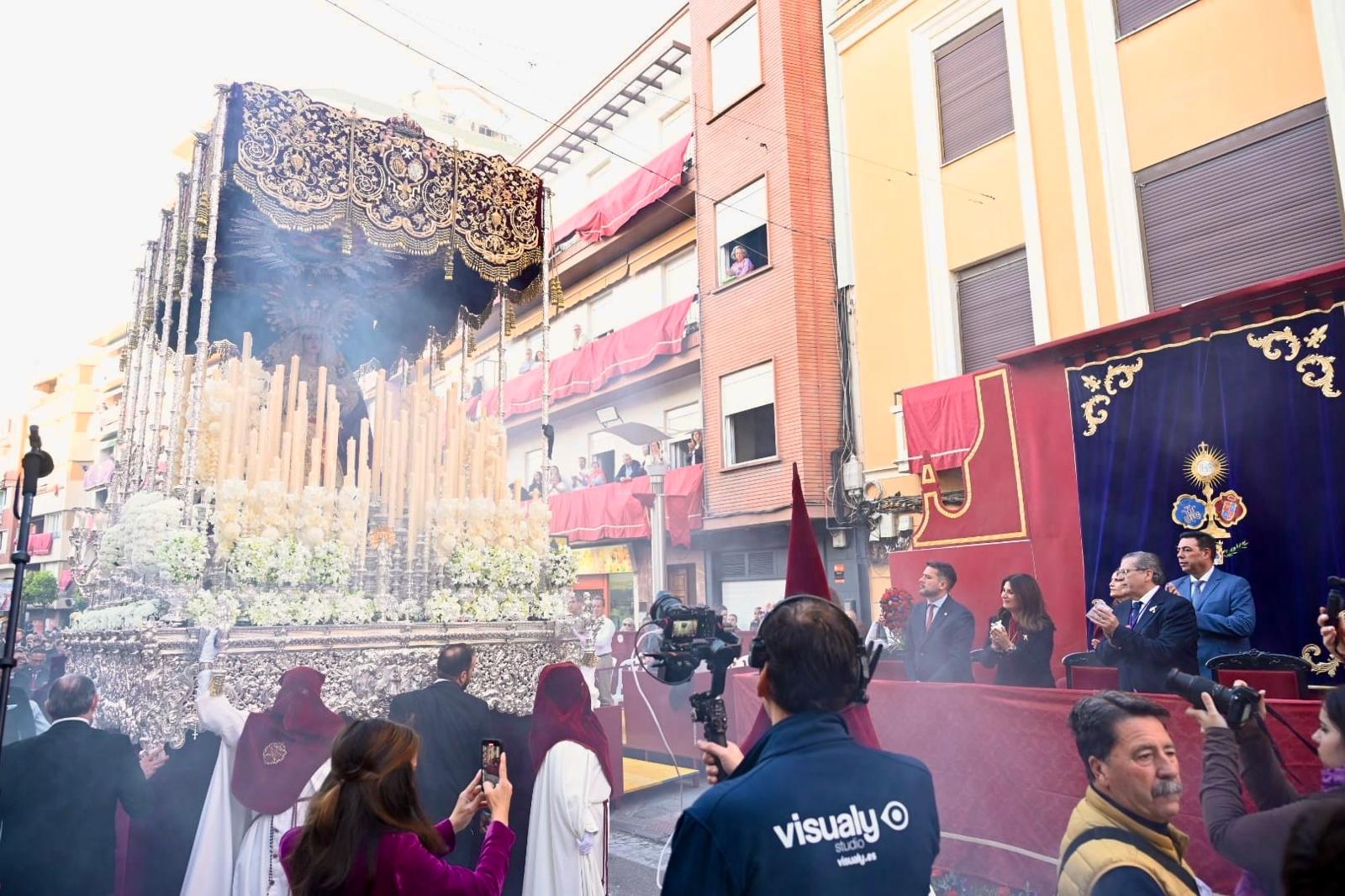 Imagen de La Hermandad del Prendimiento llena de devoción las calles de Linares en la tarde-noche del Jueves Santo