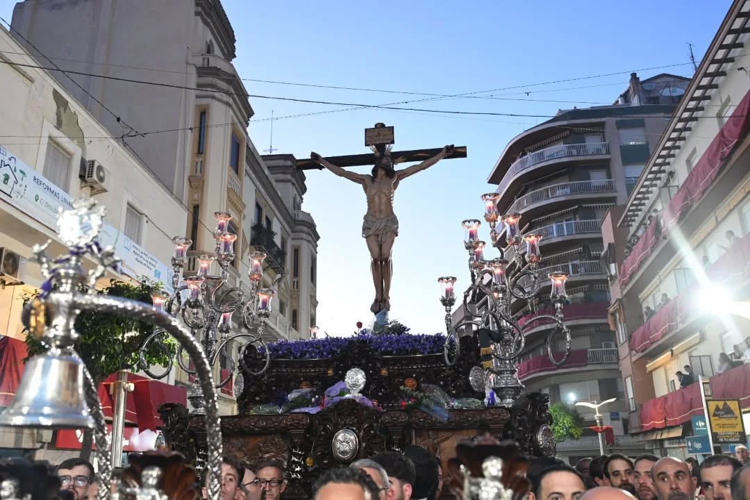 Imagen de La Hermandad de la Expiración inaugura la tarde del Viernes Santo en Linares