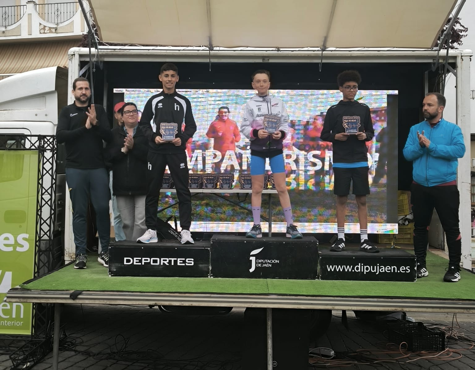 Imagen de Hugo Gutiérrez Gaitán confirma su ascenso en Beas con una brillante segunda posición