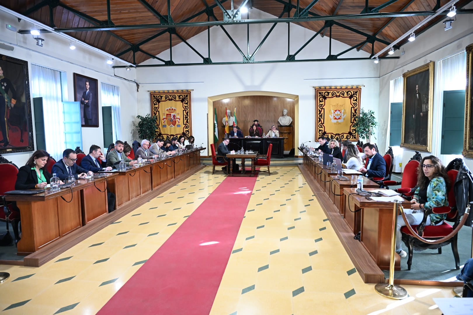 Linares impulsa su patrimonio cultural con la donación de la letra de su himno