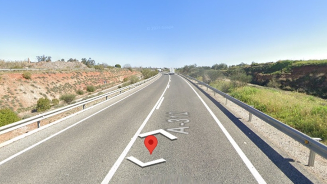 Imagen de La colisión entre dos turismos en Linares se salda con cinco heridos